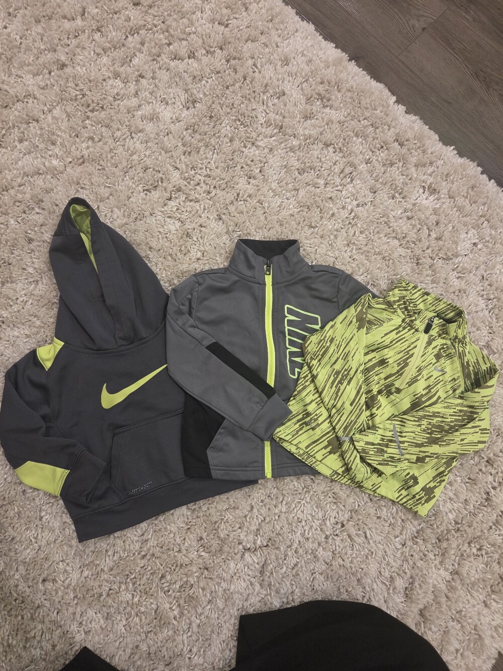 Nike Kids' Gray and Neon Green Jacket Bundle 2T Boy